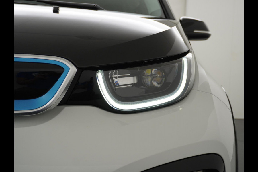 BMW i3 Basis iPerformance 94Ah 33 kWh PANO | CAMERA | RIJKLAARPRIJS INCL. 12 MND. BOVAGGARANTIE