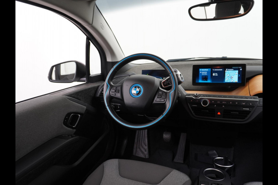 BMW i3 Basis iPerformance 94Ah 33 kWh PANO | CAMERA | RIJKLAARPRIJS INCL. 12 MND. BOVAGGARANTIE