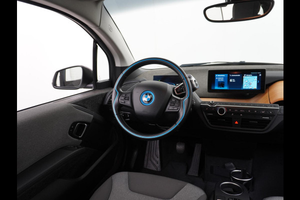BMW i3 Basis iPerformance 94Ah 33 kWh PANO | CAMERA | RIJKLAARPRIJS INCL. 12 MND. BOVAGGARANTIE