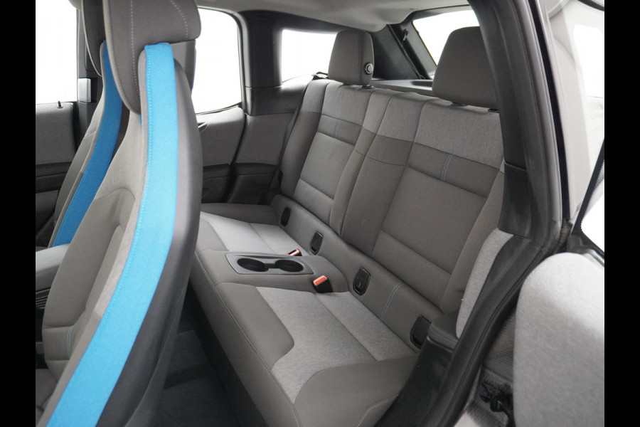 BMW i3 Basis iPerformance 94Ah 33 kWh PANO | CAMERA | RIJKLAARPRIJS INCL. 12 MND. BOVAGGARANTIE