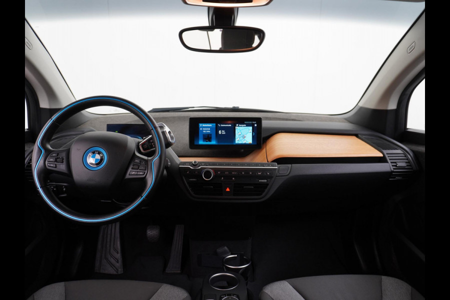BMW i3 Basis iPerformance 94Ah 33 kWh PANO | CAMERA | RIJKLAARPRIJS INCL. 12 MND. BOVAGGARANTIE