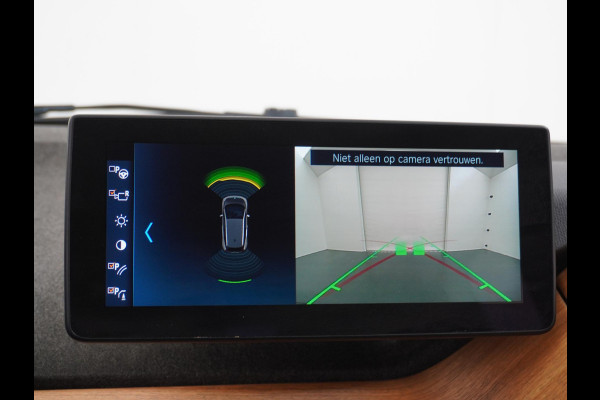 BMW i3 Basis iPerformance 94Ah 33 kWh PANO | CAMERA | RIJKLAARPRIJS INCL. 12 MND. BOVAGGARANTIE