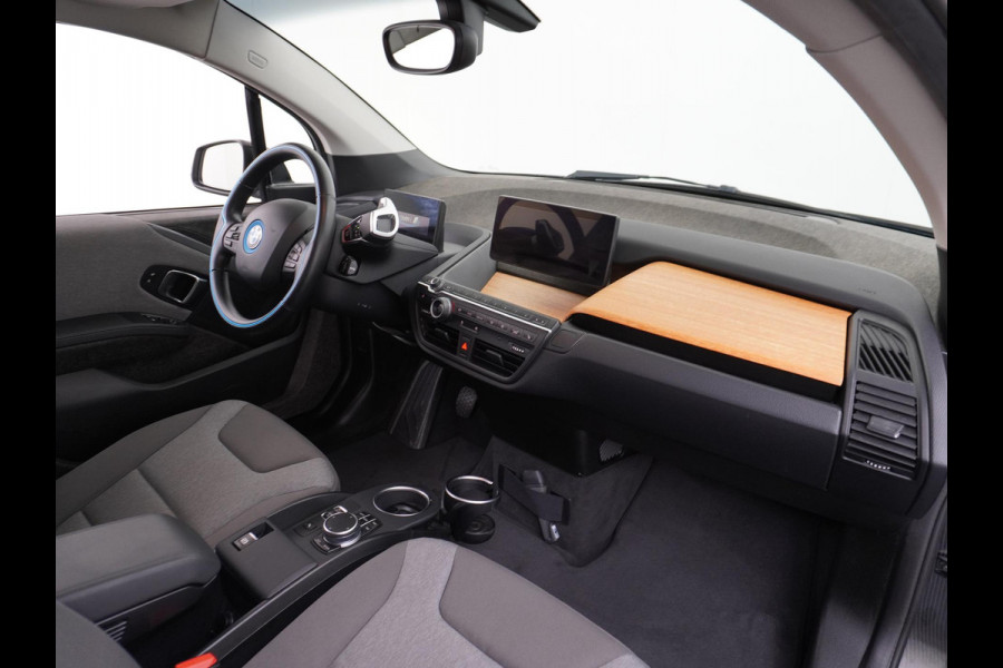 BMW i3 Basis iPerformance 94Ah 33 kWh PANO | CAMERA | RIJKLAARPRIJS INCL. 12 MND. BOVAGGARANTIE