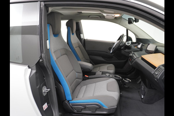 BMW i3 Basis iPerformance 94Ah 33 kWh PANO | CAMERA | RIJKLAARPRIJS INCL. 12 MND. BOVAGGARANTIE