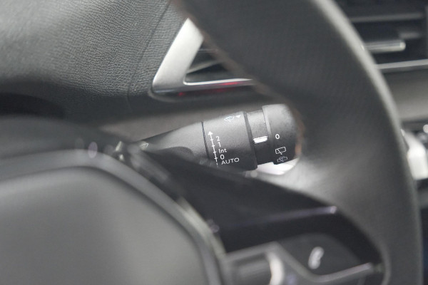 Peugeot 5008 PureTech 130 GT | Camera | Adaptieve Cruise Control | Dodehoekdetectie | Navigatie
