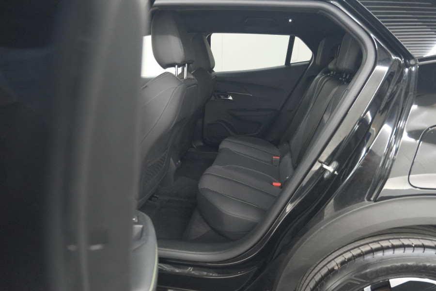Peugeot 2008 PureTech 130 EAT8 GT | Camera | Apple Carplay | Parkeersensoren