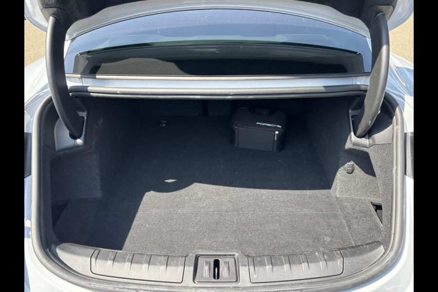 Porsche Taycan Performance 84 kWh ORIG. NL. NAP KM. | MEMORY SEAT | SPORT CHRONO