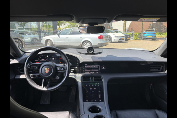 Porsche Taycan Performance 84 kWh ORIG. NL. NAP KM. | MEMORY SEAT | SPORT CHRONO