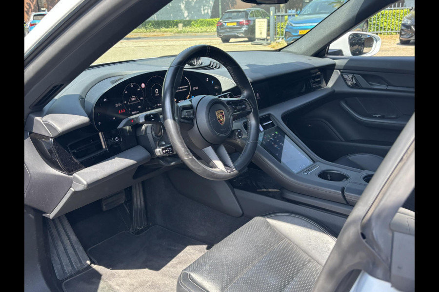 Porsche Taycan Performance 84 kWh ORIG. NL. NAP KM. | MEMORY SEAT | SPORT CHRONO