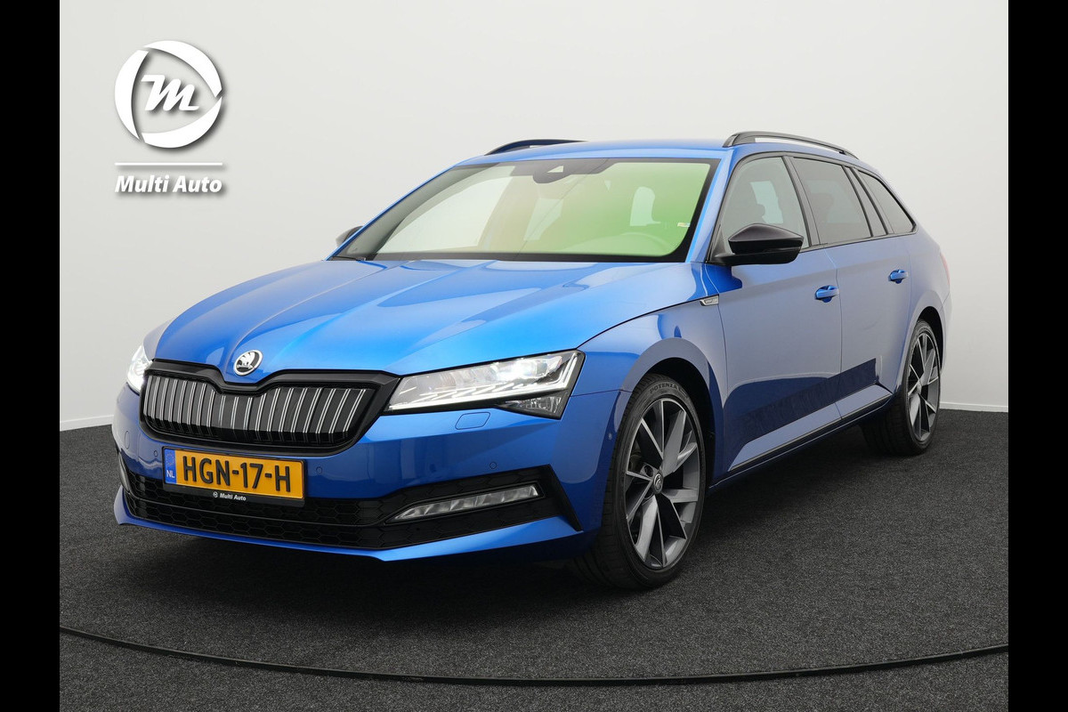 Škoda Superb Combi 1.4 TSI iV Sportline Business Plug In Hybrid PHEV | Carplay | Trekhaak af Fabriek | Adaptive Cruise | Alcantara Sportstoelen Memory | Chrystal LED | 19 "L.M | Stuur/Stoel Verwarming | Škoda Superb Combi 1.4 TSI iV Sportline Business Plug In Hybrid PHEV | Carplay | Trekhaak af Fabriek | Adaptive Cruise | Alcantara Sportstoelen Memory | Chrystal LED | 19 "L.M | Stuur/Stoel Verwarming |