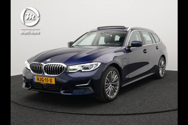 BMW 3 Serie Touring 330e Luxury Line Plug In Hybrid 293pk PHEV | Panodak | Laser LED | Adaptive Onderstel | 360 Camera | Adaptive cruise | Head Up | Lederen Sportstoelen Memory | Sfeerverlichting | 18"L.M | Keyless |
