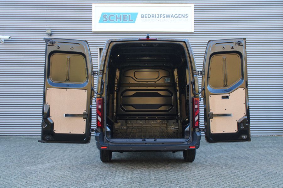 Renault Master T35 2.0 dCi 170pk L2H2 Extra - Navigatie - Camera - 270 gr deuren - Parkeersensoren - Draadloos laden - Rijklaar
