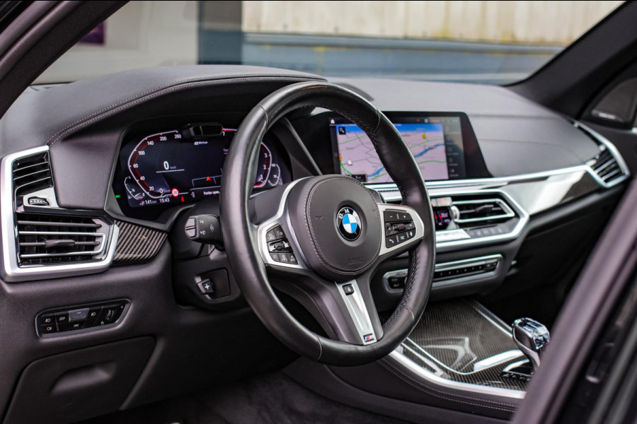BMW X5 XDrive45e M-Sport *Skylounge*H/K*4-Wiel besturing*Soft-Close*