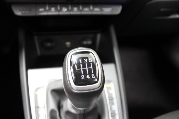 Hyundai Kona 1.0 T-GDI Edition 30 Winterpakket|Camera|Carplay|Trekhaak