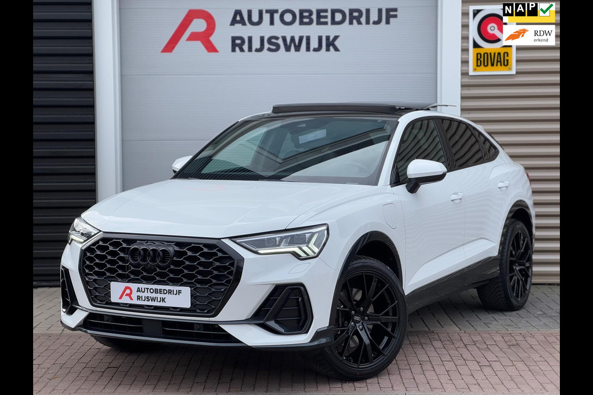 Audi Q3 Sportback 45 TFSI e S Edition Pano/360/Elektr.stoelen Audi Q3 Sportback 45 TFSI e S Edition Pano/360/Elektr.stoelen