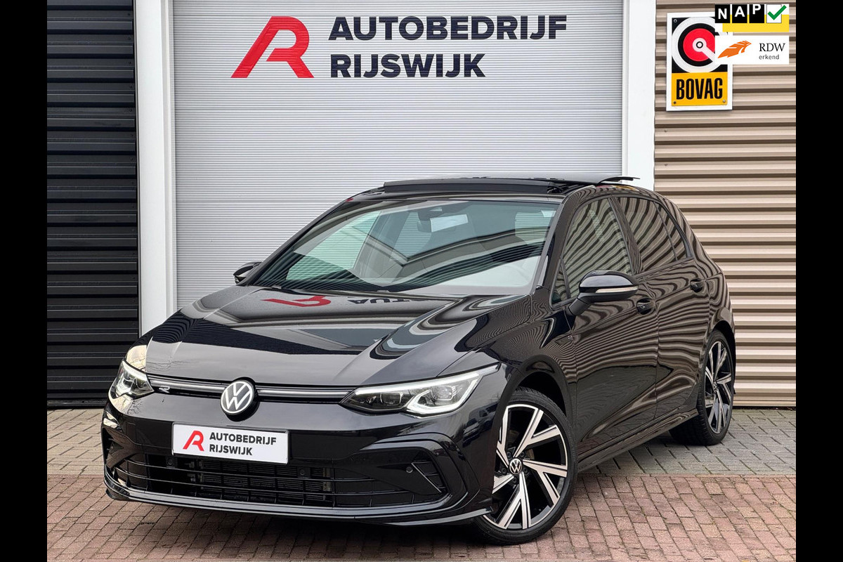 Volkswagen Golf 1.5 eTSI R-Line Pano/IQ.Light/Camera/BTW! Volkswagen Golf 1.5 eTSI R-Line Pano/IQ.Light/Camera/BTW!