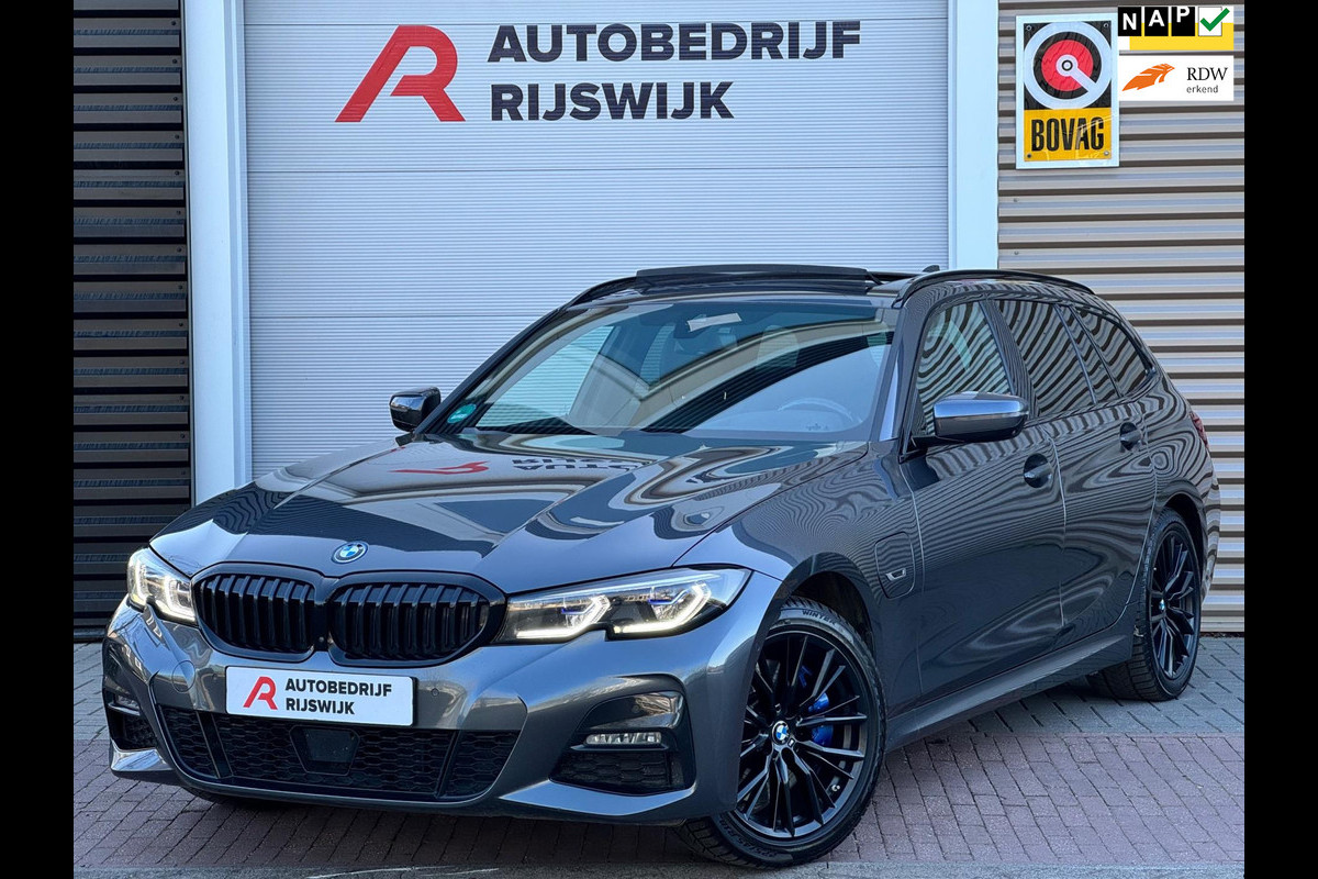BMW 3 Serie Touring 330e M Sport Pano/360/HUD/Memory BMW 3 Serie Touring 330e M Sport Pano/360/HUD/Memory