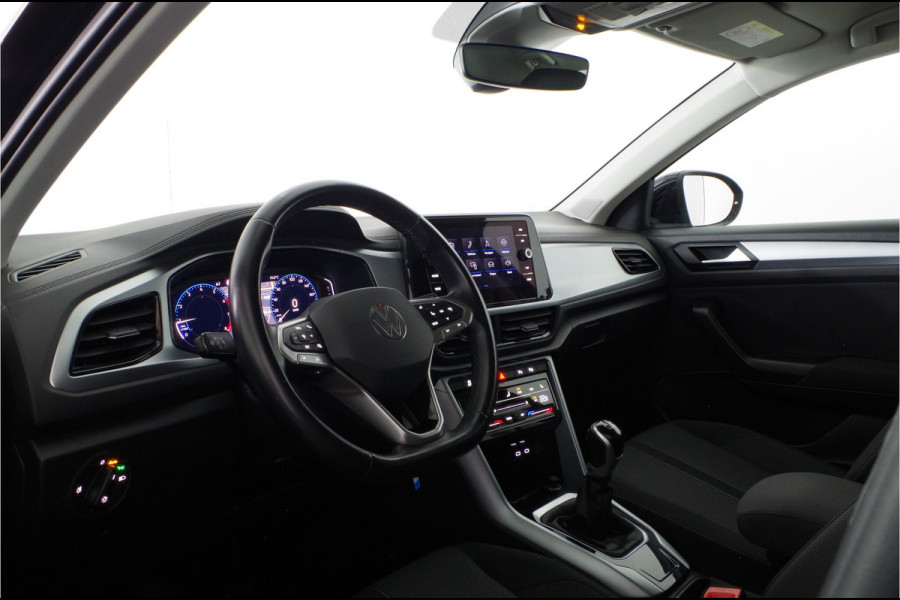 Volkswagen T-Roc 1.0 TSI Life Business > Camera/Winterpakket/17 inch/Adapt.cruise...