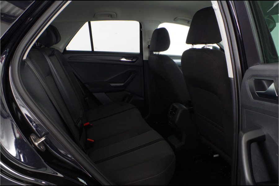 Volkswagen T-Roc 1.0 TSI Life Business > Camera/Winterpakket/17 inch/Adapt.cruise...