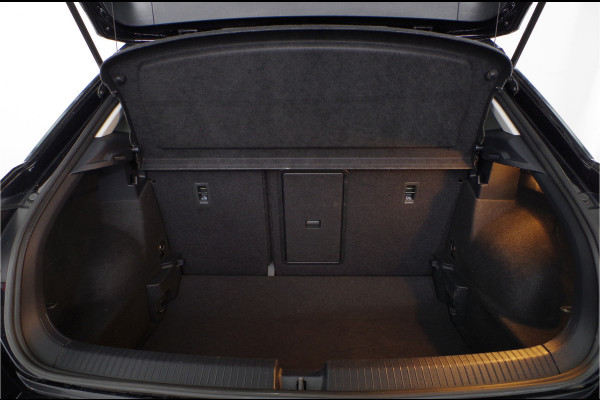 Volkswagen T-Roc 1.0 TSI Life Business > Camera/Winterpakket/17 inch/Adapt.cruise...