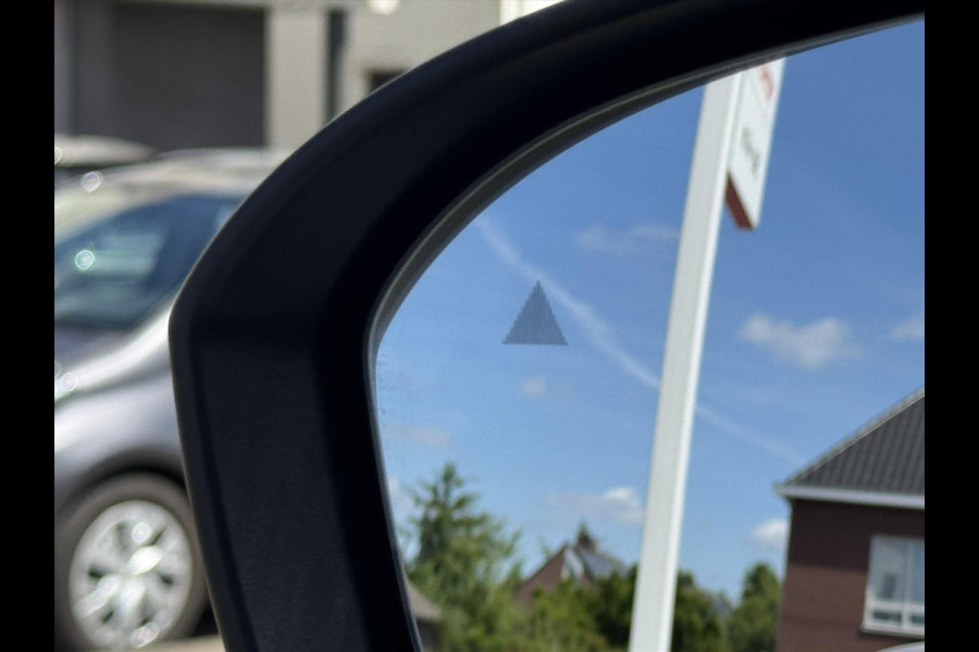 Nissan QASHQAI 1.3 MHEV Xtronic N-Connecta Automaat | 360 Camera, Dodehoekherkenning, Parkeersensoren, Stoel + Stuurverwarming