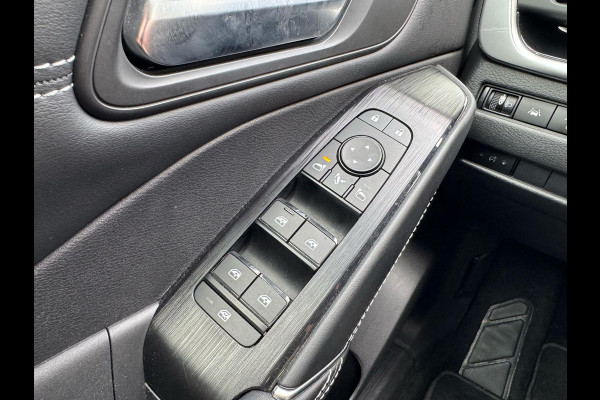 Nissan QASHQAI 1.3 MHEV Xtronic N-Connecta Automaat | 360 Camera, Dodehoekherkenning, Parkeersensoren, Stoel + Stuurverwarming