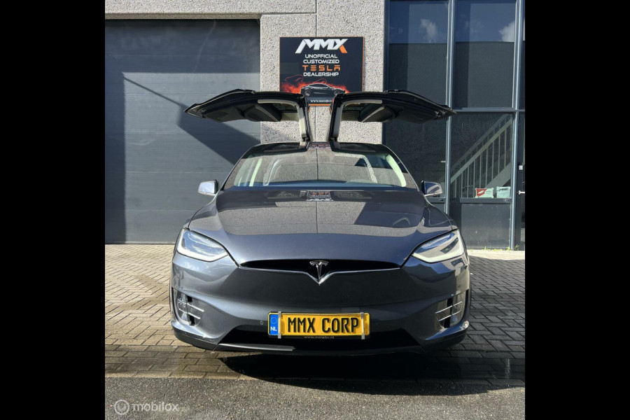 Tesla Model X 75D Grijs Trekhaak 7 Zitplaatsen