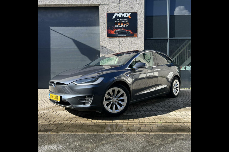 Tesla Model X 75D Grijs Trekhaak 7 Zitplaatsen