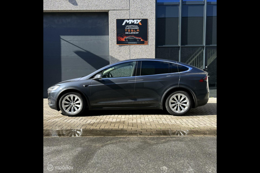 Tesla Model X 75D Grijs Trekhaak 7 Zitplaatsen