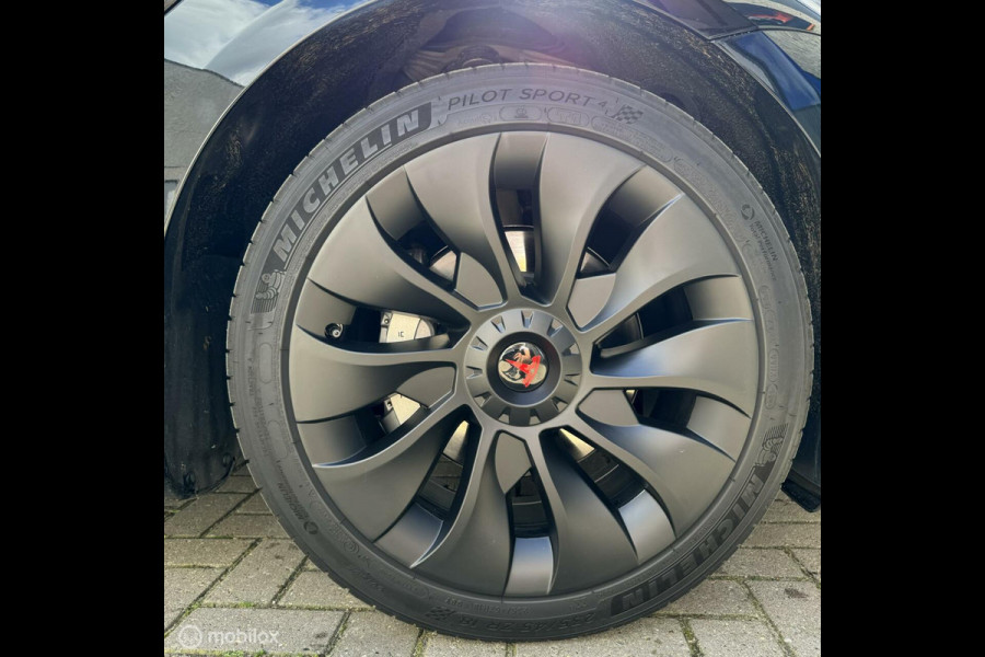 Tesla Model 3 Long Range 78kwh MIC ZWART AMD RYZEN MMX PACK