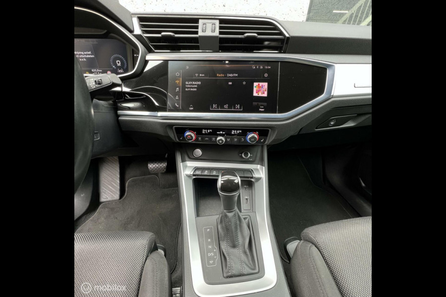 Audi Q3 35 TFSI Pro Line business