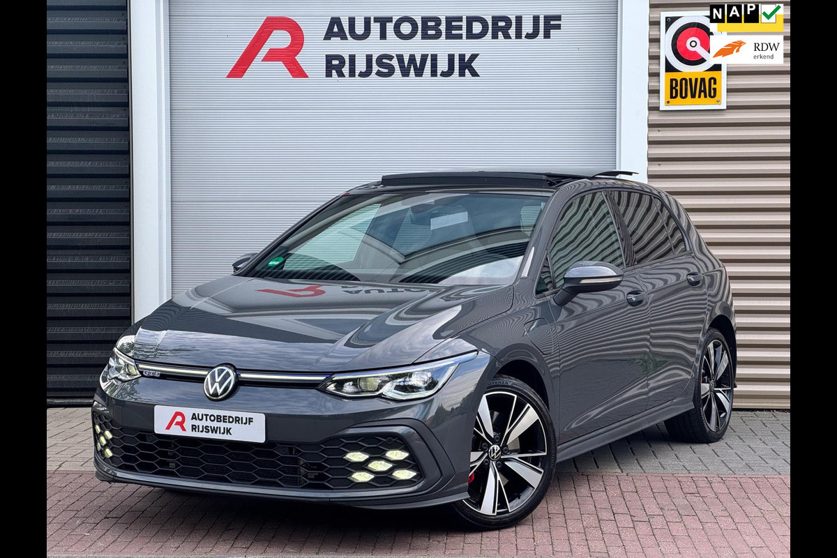 Volkswagen Golf 1.4 eHybrid GTE Leer/Pano/Trekhaak/Matrix Volkswagen Golf 1.4 eHybrid GTE Leer/Pano/Trekhaak/Matrix