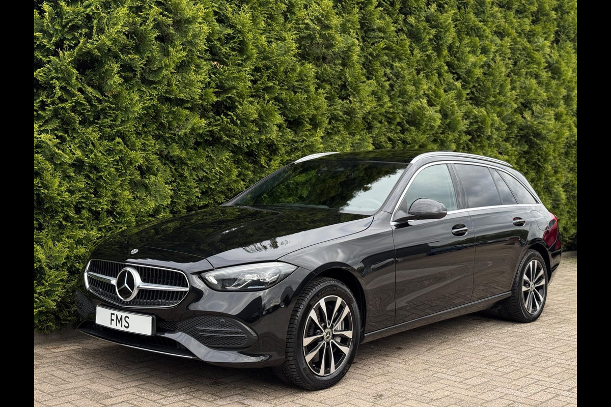 Mercedes-Benz C-Klasse Estate 300 e Luxury Line Camera CarPlay BTW Mercedes-Benz C-Klasse Estate 300 e Luxury Line Camera CarPlay BTW