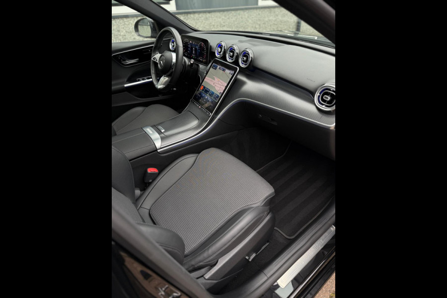 Mercedes-Benz C-Klasse Estate 300 e Luxury Line Camera CarPlay BTW
