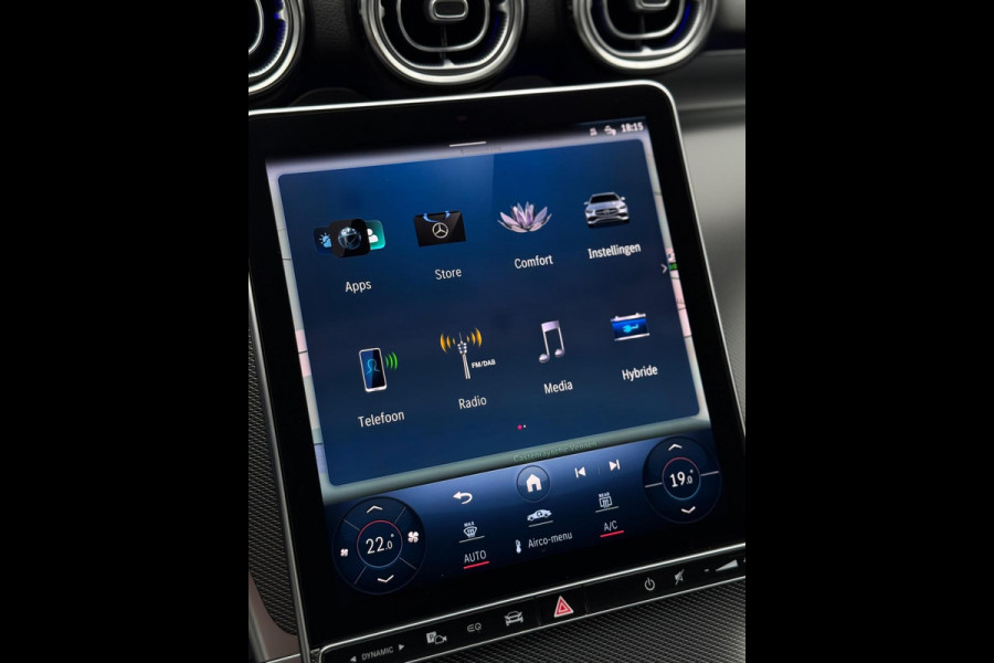 Mercedes-Benz C-Klasse Estate 300 e Luxury Line Camera CarPlay BTW