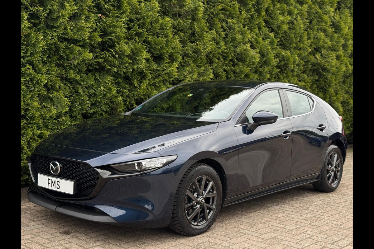 Mazda 3 2.0 e-SkyActiv-G M Hybrid 150 CarPlay HuD Mazda 3 2.0 e-SkyActiv-G M Hybrid 150 CarPlay HuD
