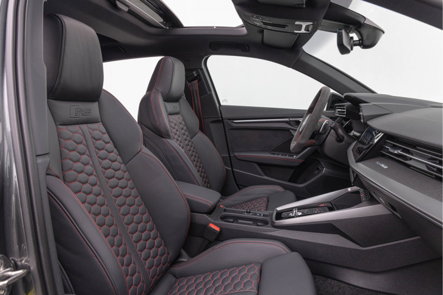 Audi RS3 Sportback 2.5 TFSI 400pk Quattro Pano B&O RS-Design 19'' ACC