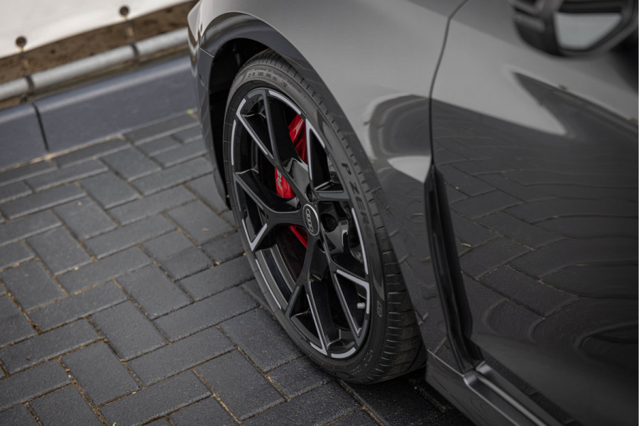 Audi RS3 Sportback 2.5 TFSI 400pk Quattro Pano B&O RS-Design 19'' ACC