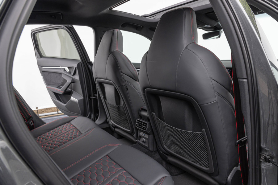 Audi RS3 Sportback 2.5 TFSI 400pk Quattro Pano B&O RS-Design 19'' ACC