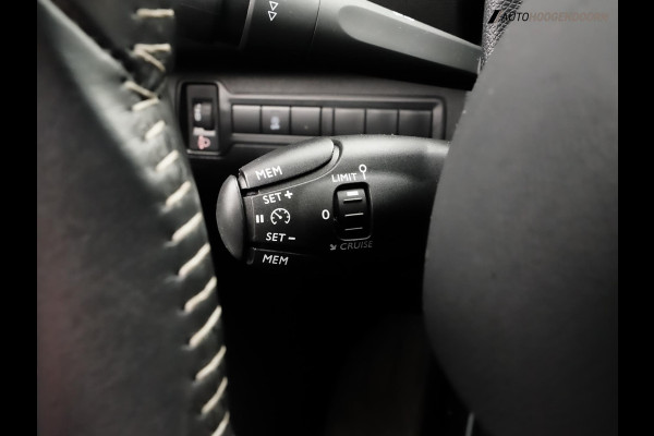 Peugeot 308 SW 1.2 PureTech Active (APPLE CARPLAY,LED VERLICHTING,PARKEERSENSOREN,CRUISE,COMFORT-STOELEN,LM-VELGEN,TOPCONDITIE)