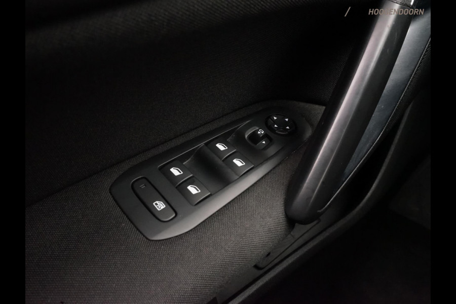 Peugeot 308 SW 1.2 PureTech Active (APPLE CARPLAY,LED VERLICHTING,PARKEERSENSOREN,NAVIGATIE,CRUISE,LM-VELGEN,TOPCONDITIE)