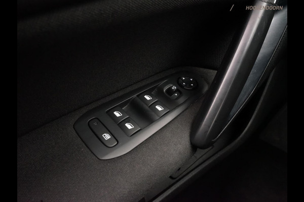 Peugeot 308 SW 1.2 PureTech Active (APPLE CARPLAY,LED VERLICHTING,PARKEERSENSOREN,NAVIGATIE,CRUISE,LM-VELGEN,TOPCONDITIE)