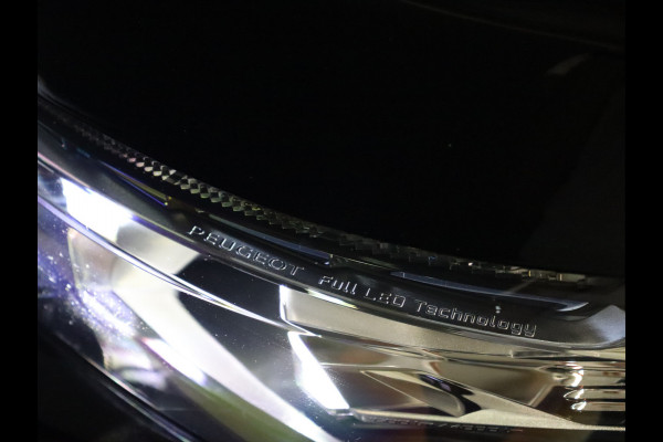 Peugeot 3008 1.2 PureTech Allure [FULL LED, ACHTERUITRIJCAMERA, FOCAL SOUND, APPLE CARPLAY, ANDROID, NAVIGATIE, CRUISE, HALF LEDER, NIEUWSTAAT]