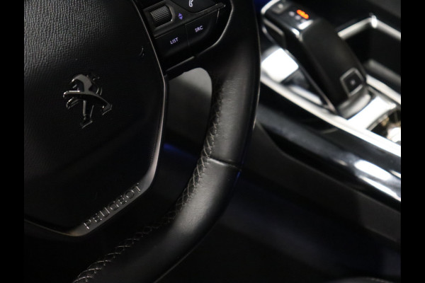 Peugeot 3008 1.2 PureTech Allure [FULL LED, ACHTERUITRIJCAMERA, FOCAL SOUND, APPLE CARPLAY, ANDROID, NAVIGATIE, CRUISE, HALF LEDER, NIEUWSTAAT]
