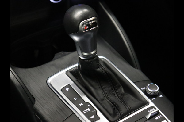 Audi A3 Sportback 30 TFSI Sport Lease Edition [BLUETOOTH, CRUISE, CLIMATE, SPORTSTOELEN, NIEUWSTAAT]