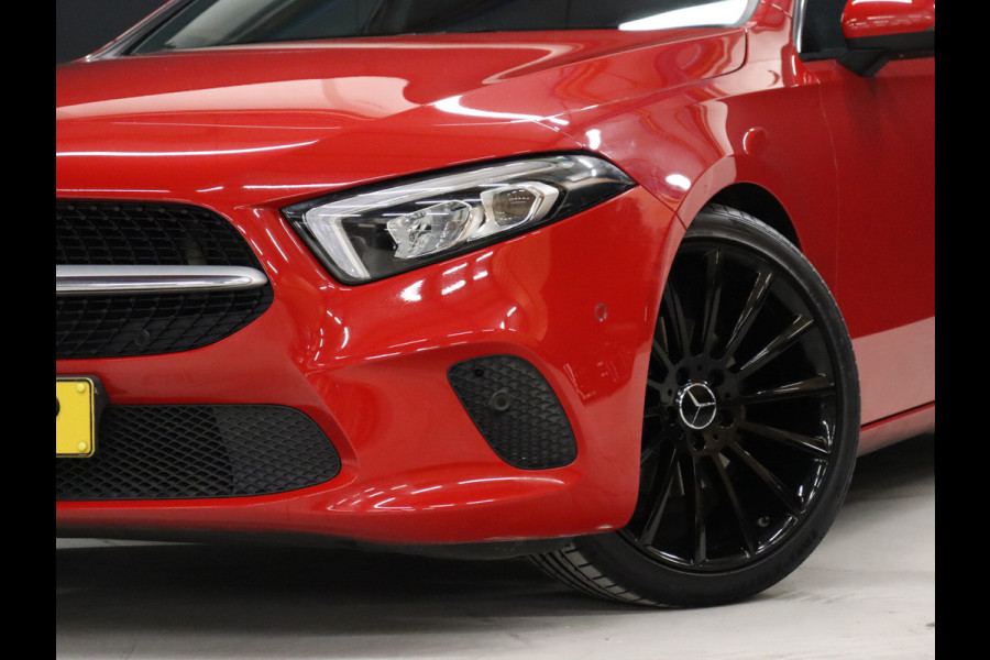 Mercedes-Benz A-Klasse 180 Business Solution Luxury [CAMERA, APPLE CARPLAY, ANDROID AUTO, STOELVERW., FLIPPERS, NIEUWSTAAT]