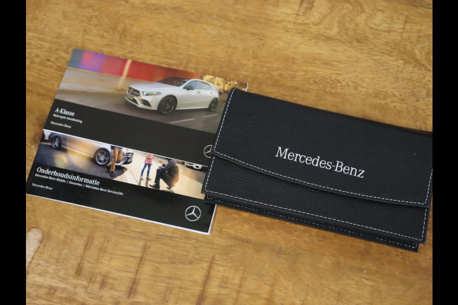 Mercedes-Benz A-Klasse 180 Business Solution Luxury [CAMERA, APPLE CARPLAY, ANDROID AUTO, STOELVERW., FLIPPERS, NIEUWSTAAT]