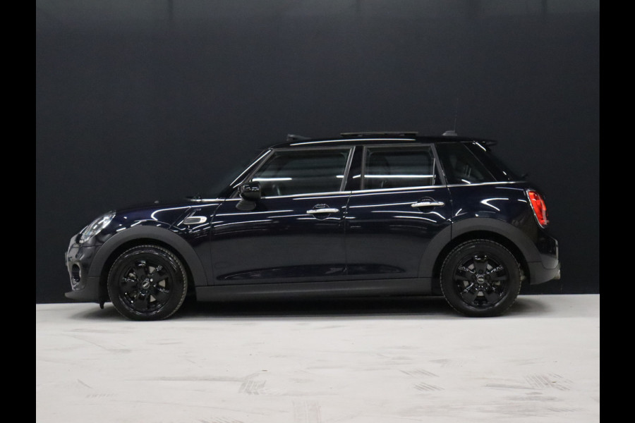 MINI Mini 1.5 Cooper Business Edition AUT. [SCHUIFKANTELDAK, APPLE CARPLAY, PARKEERSENSOREN, NAVIGATIE, BLUETOOTH, NIEUWSTAAT]