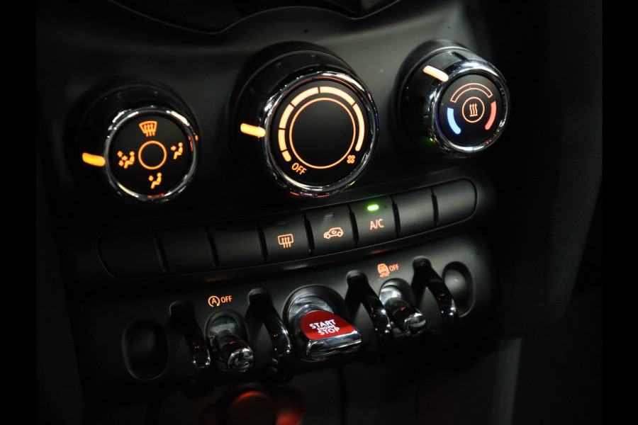MINI Mini 1.5 Cooper Business Edition AUT. [SCHUIFKANTELDAK, APPLE CARPLAY, PARKEERSENSOREN, NAVIGATIE, BLUETOOTH, NIEUWSTAAT]