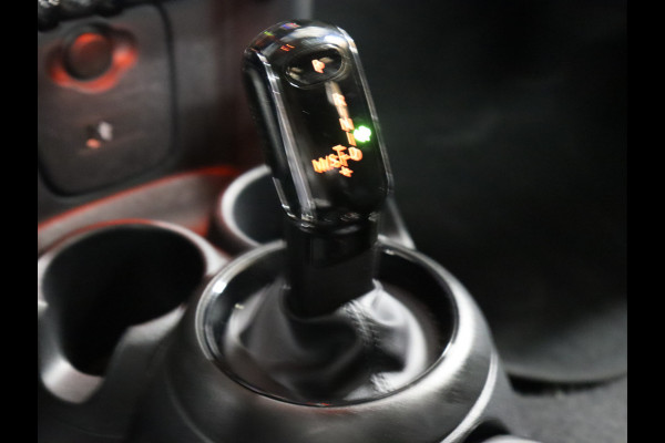 MINI Mini 1.5 Cooper Business Edition AUT. [SCHUIFKANTELDAK, APPLE CARPLAY, PARKEERSENSOREN, NAVIGATIE, BLUETOOTH, NIEUWSTAAT]